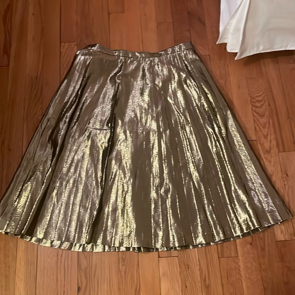 Point Sur Gold Metallic Pleated Skirt Size 10